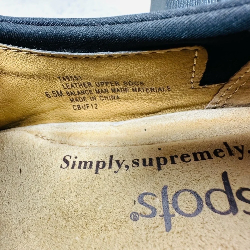 Women's SoftSpots Stretch Comfort Shoes Top Zip Black Patent Size